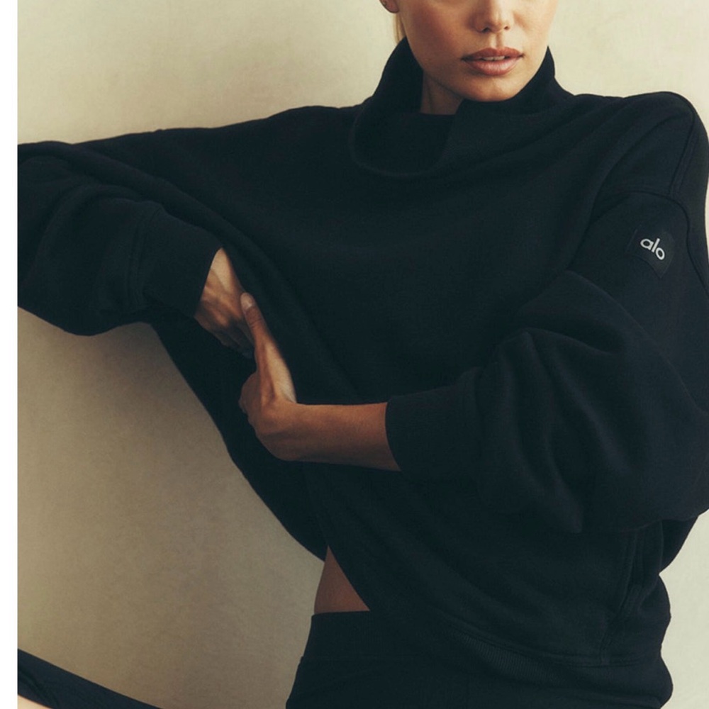 ALO Yoga Hazy Mockneck